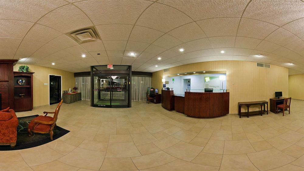Days Inn By Wyndham Plattsburgh Eksteriør billede
